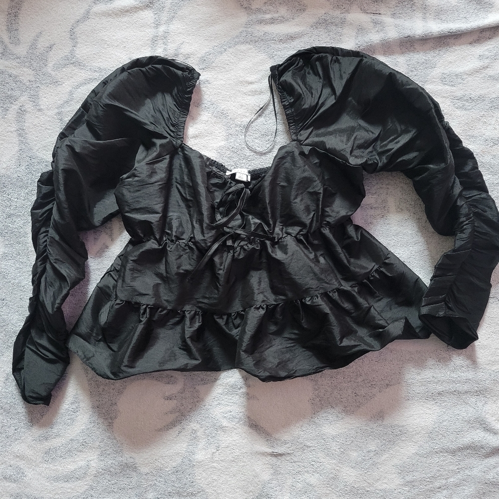 Black Top Shop Raunched Top